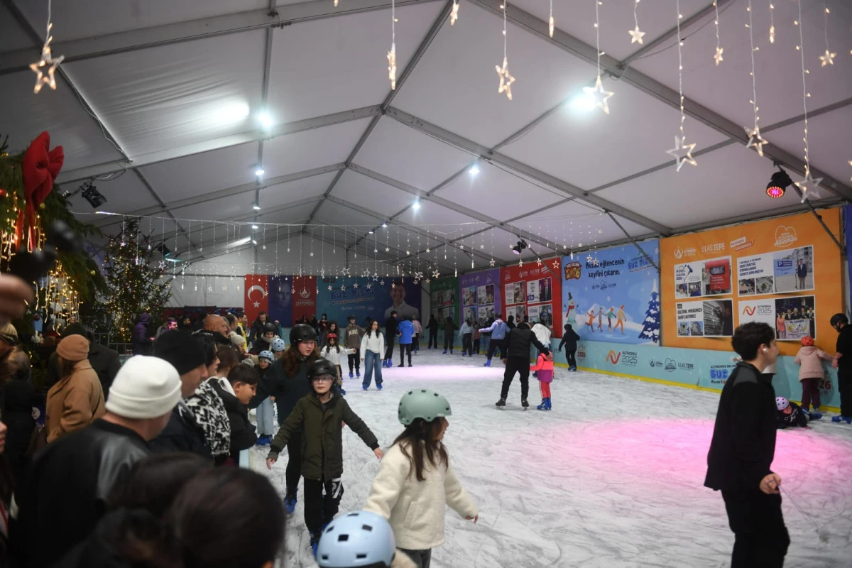 ARA TATİL BUZ PİSTİ İLE DAHA EĞLENCELİ