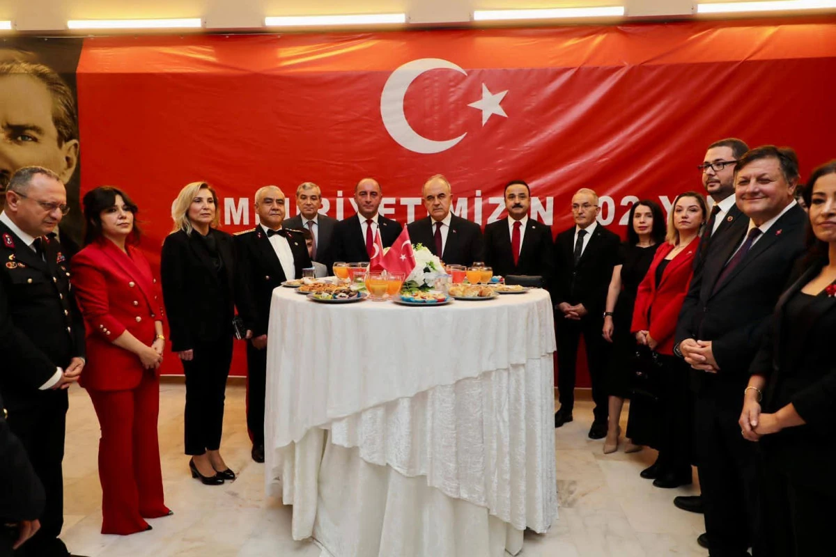 Cumhuriyet Resepsiyonu Yapıldı