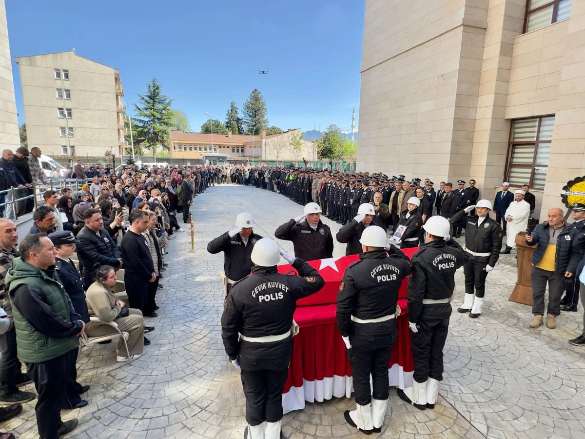 Polis Memuru Alev Kovancı Son Yolculuğuna Uğurlandı