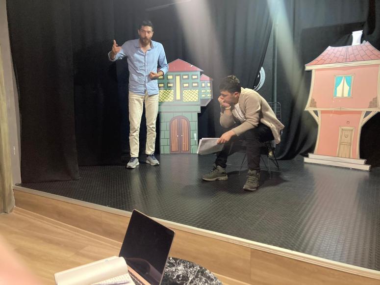 BİR DELİNİN HATIRA DEFTERİ GÜN SAYIYOR