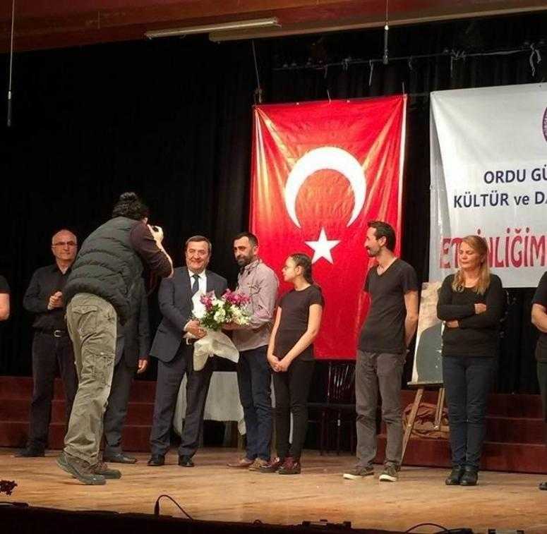 İNADINA TİYATRO İNADINA SANAT