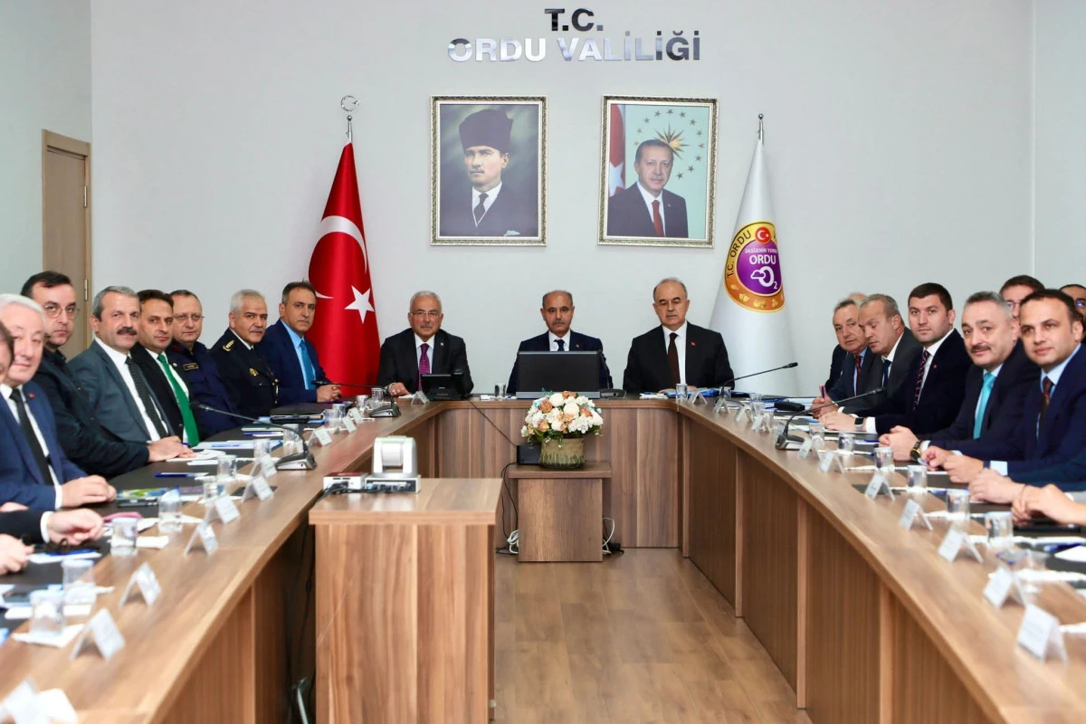 Sahipsiz Hayvanların Korunması ve Rehabilitasyonu Görüşüldü