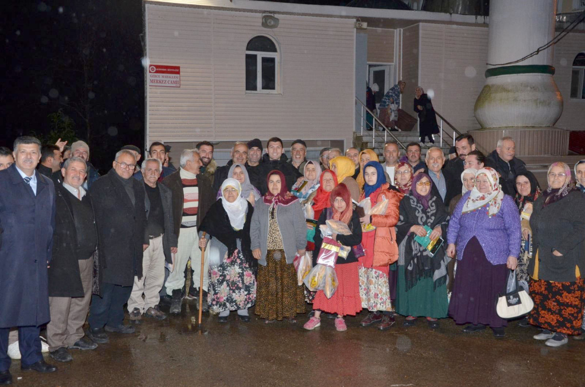 VATANDAŞLARDAN SON DÜZLÜKTE ULAŞ TEPE’YE TAM DESTEK 